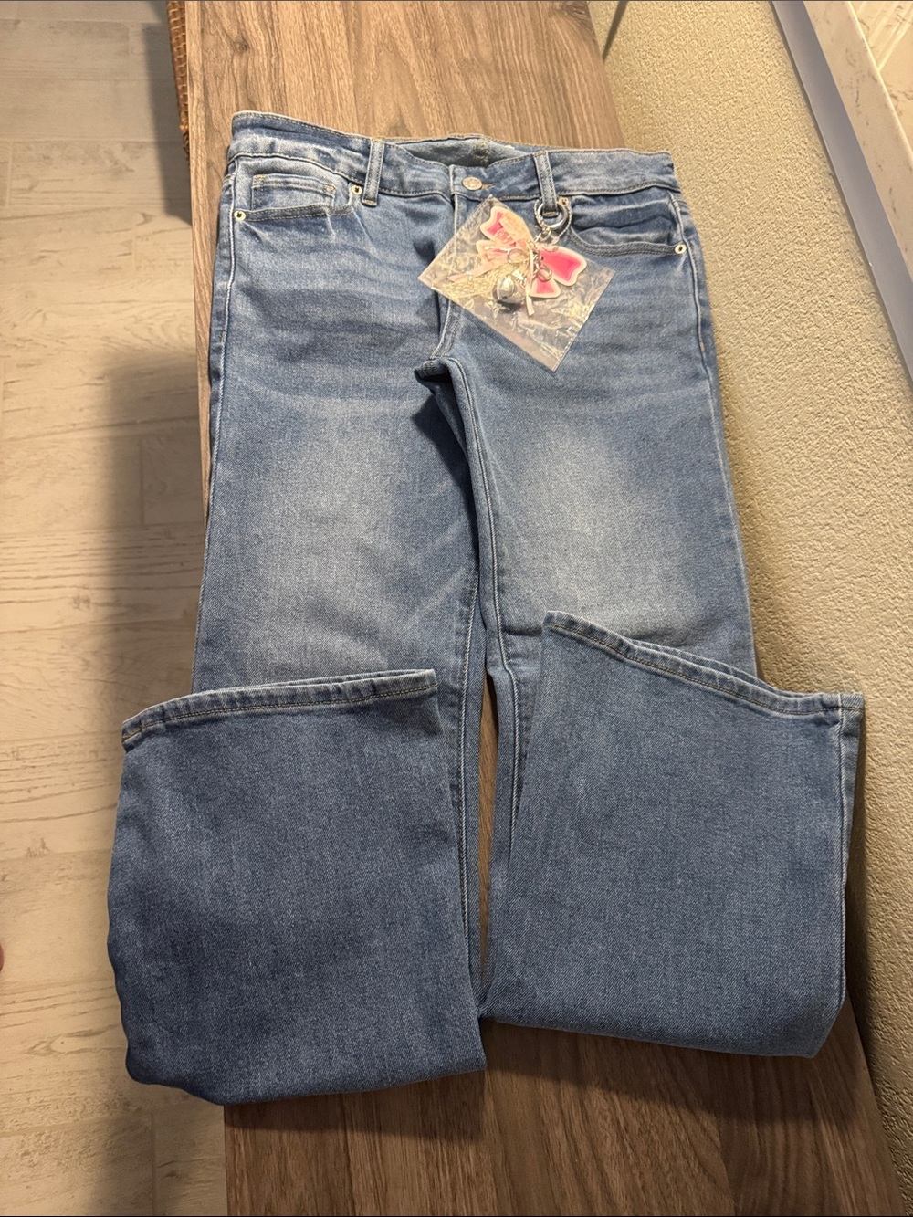 NWT Women’s S.O.N.G.  Mid Wash Blue Jeans - Classic Straight Leg, 11/30
